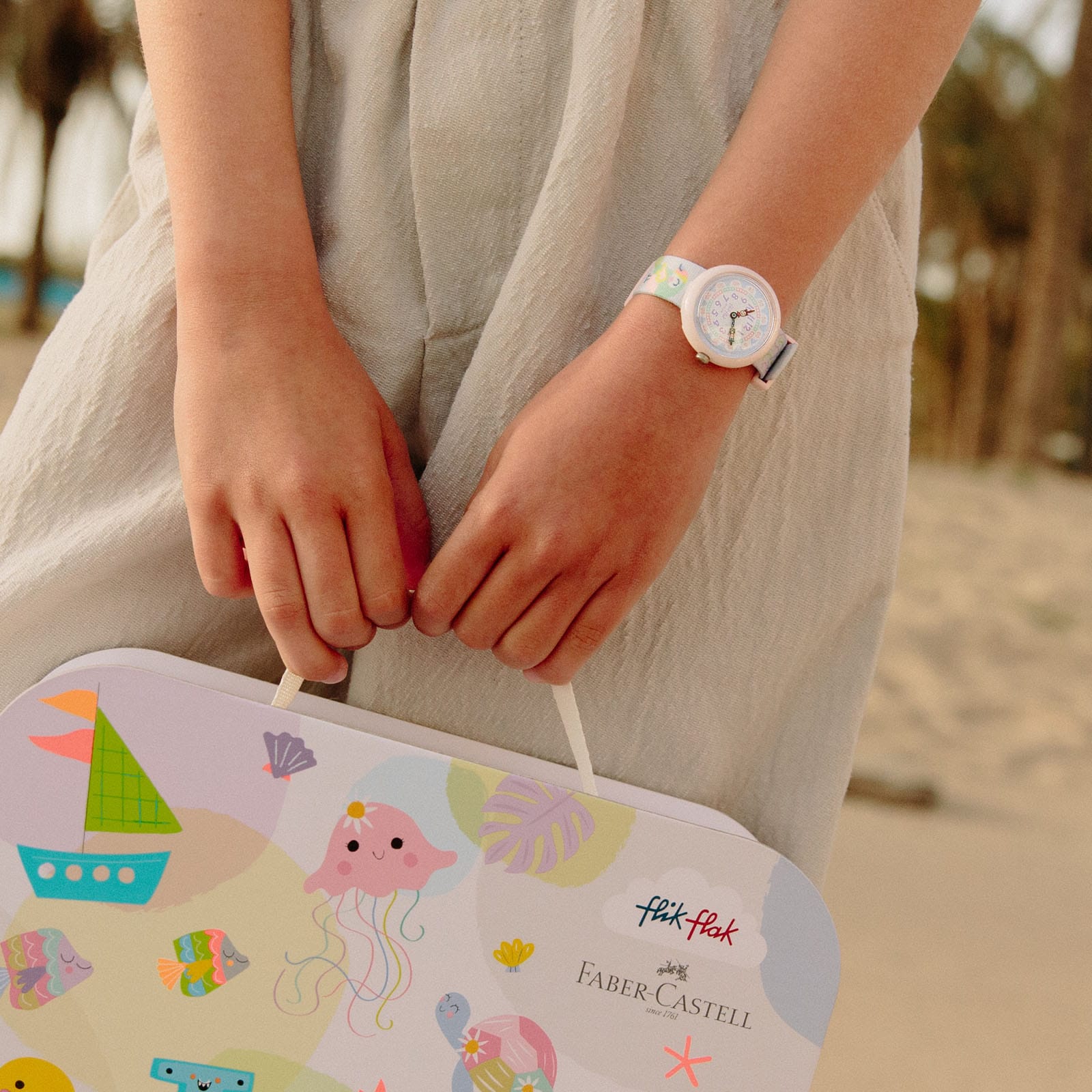 View of product COLOR IN PASTEL